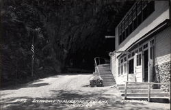 Entrance to Meramec Caverns on Hwy. 66 Stanton, MO Postcard Postcard