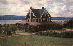Inverary Inn, Baddeck Cape Breton, NS Canada Nova Scotia Postcard Postcard