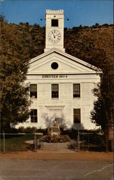 Mariposa Courthouse California