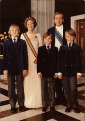 Hare Majesteit Koningin Beatrix and Family Postcard