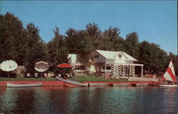 The Country Surrey Inn on Lake Gouldsboro Pennsylvania Postcard Postcard
