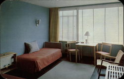 Tourinns Motor Courts Postcard