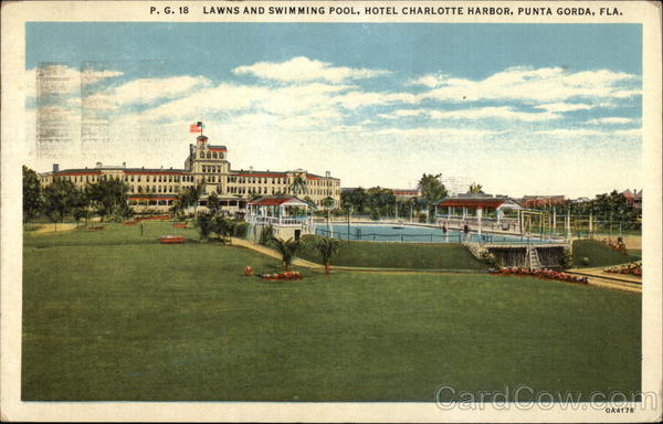 Lawns and Swimming Pool, Hotel Charlotte Harbor Punta Gorda Florida