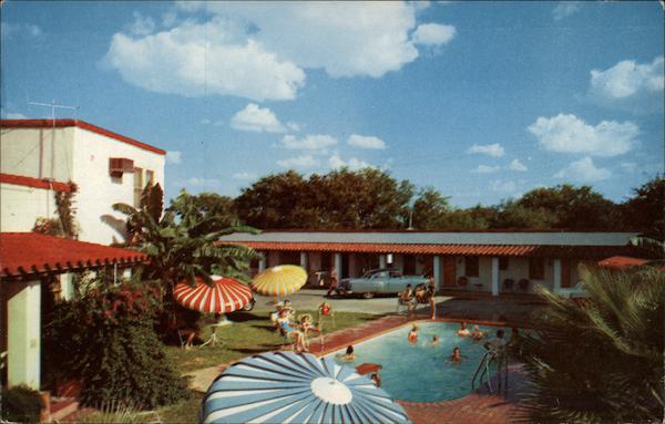 Steele Court on U.S. 81 North San Antonio Texas