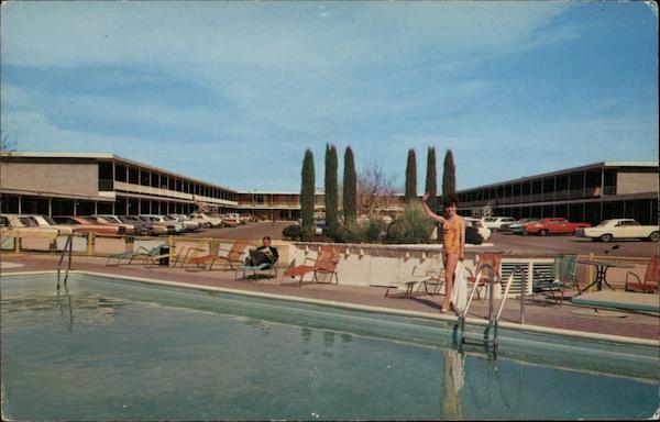 El Paso's Luxury For Less Twins - The Ramada Inns Texas