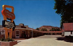 Treasure Trail Motel Kanab, UT Postcard Postcard