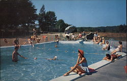 Swimming Pool at Kings Grant Inn Laconia, NH Postcard Postcard