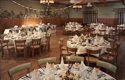 The Oak Room at Willy Rueck's New Hyde Park Inn Postcard