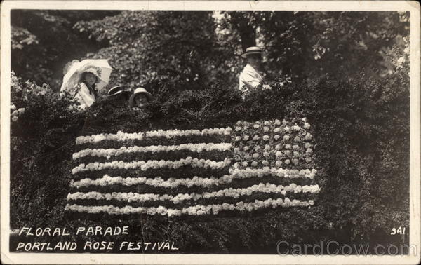 Floral Parade - Portland Rose Festival Oregon