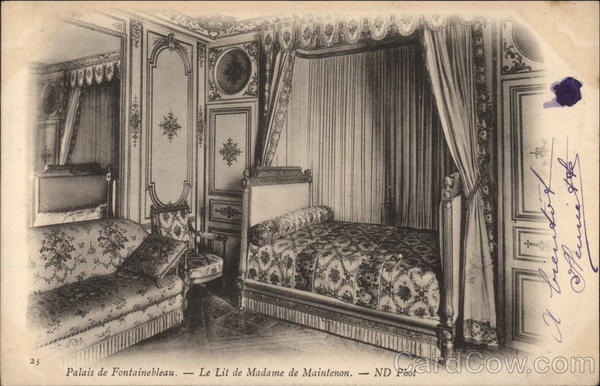 Palais de Fontainebleau - Bed of Madame de Maintenon France