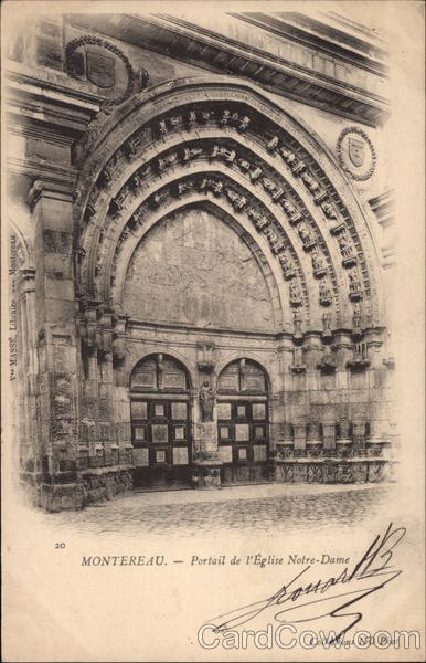 Portail de l'Église Notre-Dame Montereau France