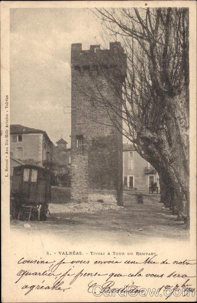 Tivoli et Tour de Rempart Valreas France