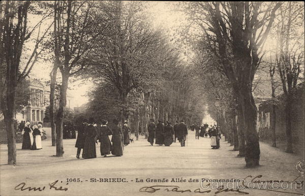 La Grande Allee des Promenades St-Brieuc France
