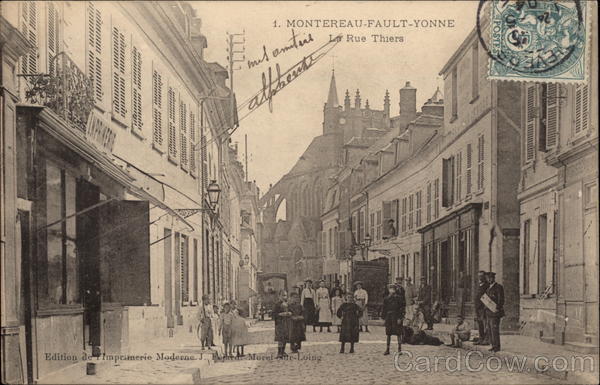 La Rue Thiers Montereau-Fault-Yonne France