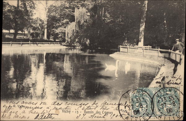 Bassin des Cygnes à Vichy France