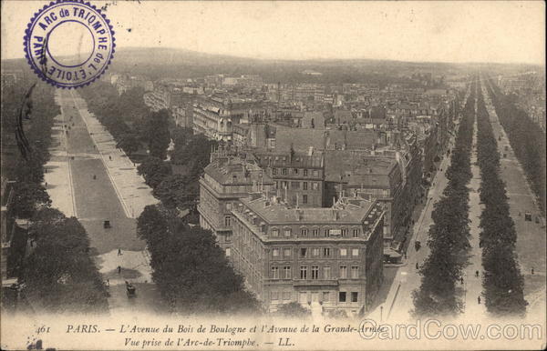 L'Avenue du Bois de Boulogne et l'Avenue de la Grande-Armée. Vue prise de l'Arc-de-Triomphe Paris France