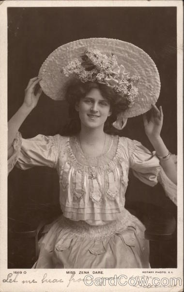 Zena Dare - English Singer and Actress Actresses