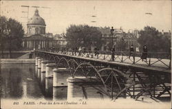 Pont des Arts et l'Institut, Paris Postcard