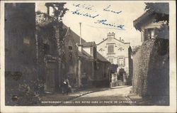 Montmorency (Vieux) - Rue Notre-Dame et Porte de la Chapelle Postcard