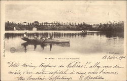 Valreas - Le Lac de Plaisance Postcard