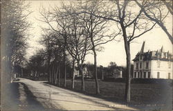 Le Vesinet - Allée de la Gare Postcard