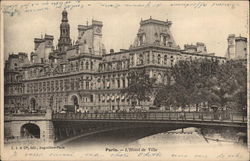 Paris - L'Hotel de Ville Postcard