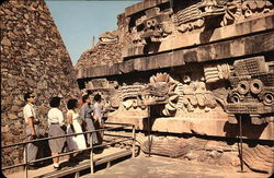 Templo de Quetzalcoatl Large Format Postcard