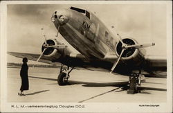 K.L.M. Verkeersvliegtuig Douglas DC-2 Postcard