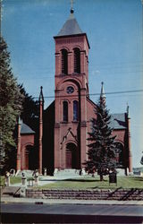 Eglise Du Sacre Coeur (Sacred Heart Church) Laconia, NH Postcard Postcard