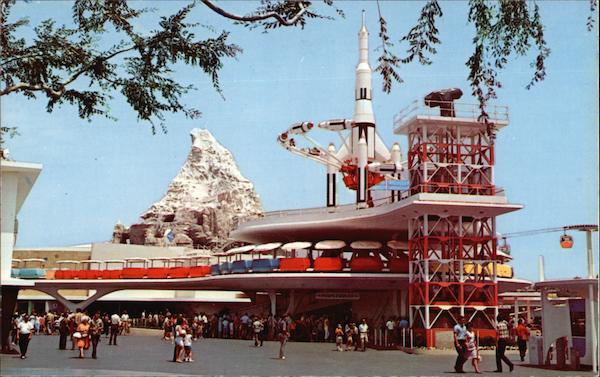 Disneyland - Tomorrowland