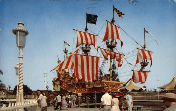 Disneyland - Pirate Ship
