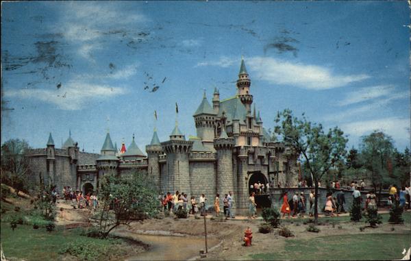 Fantasyland Disney