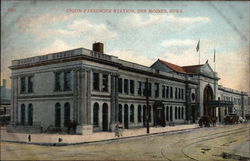 Union Passenger Station Des Moines, IA Postcard Postcard