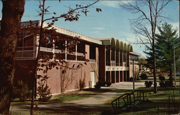 University of New Hampshire - Stillings Dining Hall Durham