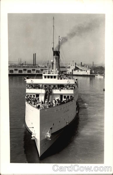 Passengers on Steamship Steamers