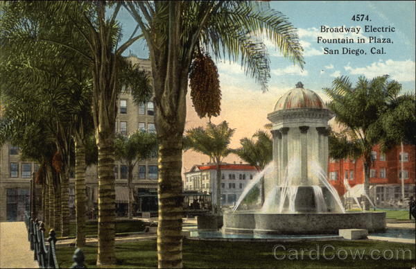Broadway Electric Fountain in Plaza San Diego California