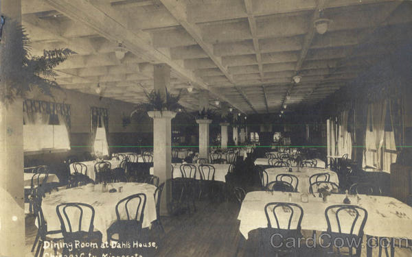 Dinning Room At Dahl's House Chicago City Minnesota