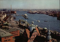 St. Pauli Landungsbrucken und Freihafen Postcard