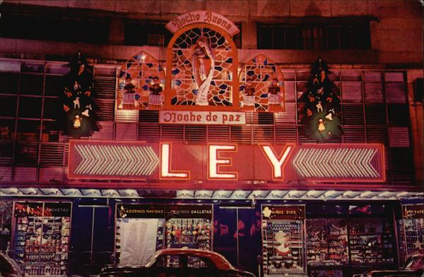 Almacen Ley - Navidad Medellin Colombia South America