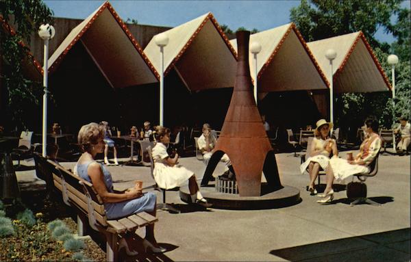 Nut Tree Plaza California