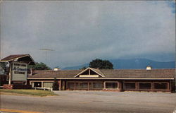 McCormick's Restaurant & Lounge North Conway, NH Postcard Postcard