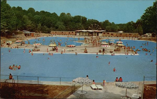 Pool Area, Burdette Park Evansville, IN