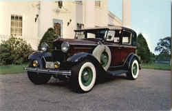 1932 Ford Town Car Cars Postcard Postcard