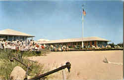 Silver Sands Motel, Rte, 25 Silvermere Road Postcard