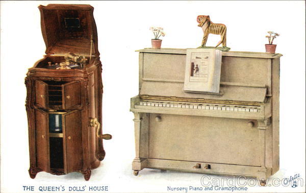 The Queen's Dolls' House. Nursery Piano and Gramophone UK