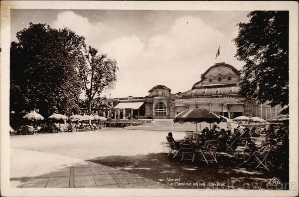 Les Casino et les Jardins Vichy France
