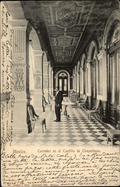 Corredor en el Castillo de Chapultepec Mexico