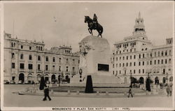 Monumento y Plaza San Martin Lima, Peru Postcard Postcard