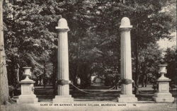 Class of 1875 Gateway at Bowdoin College Postcard