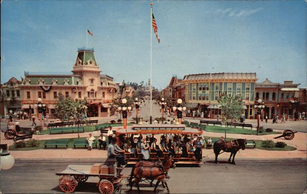 Disneyland - A Busy Day at Town Square